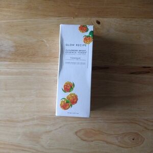 Glow Recipe Cloudberry Bright Essence - White Box with Orange Berries